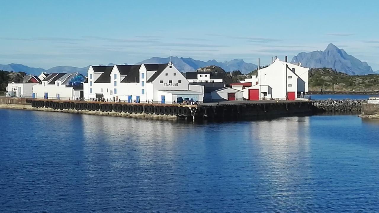 Lofotenapartmentone Stamsund Esterno foto