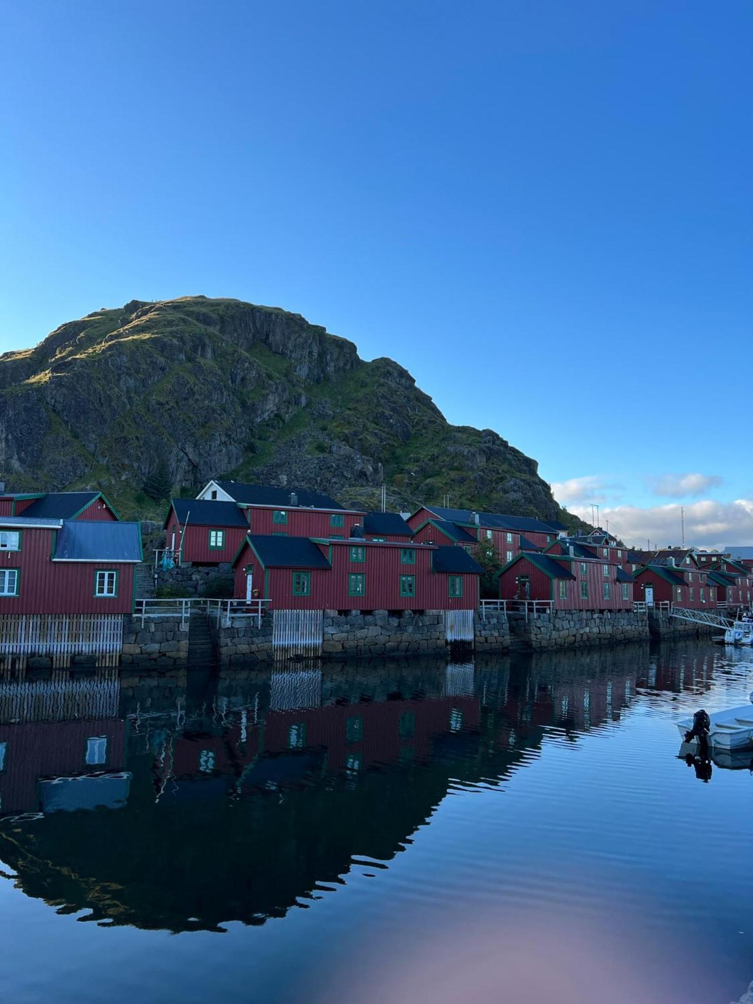 Lofotenapartmentone Stamsund Esterno foto